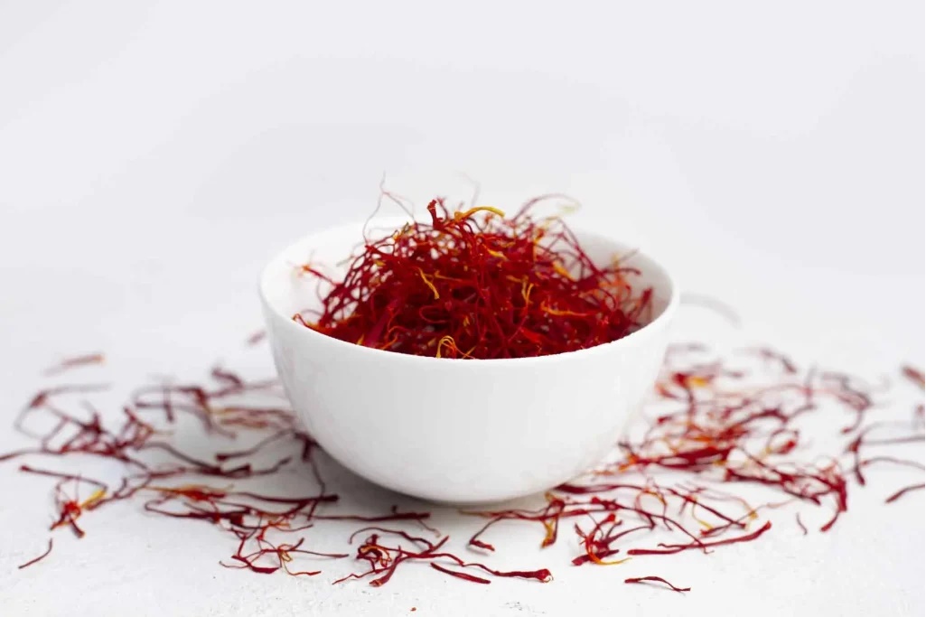 خواص زعفران یا طلای سرخ
